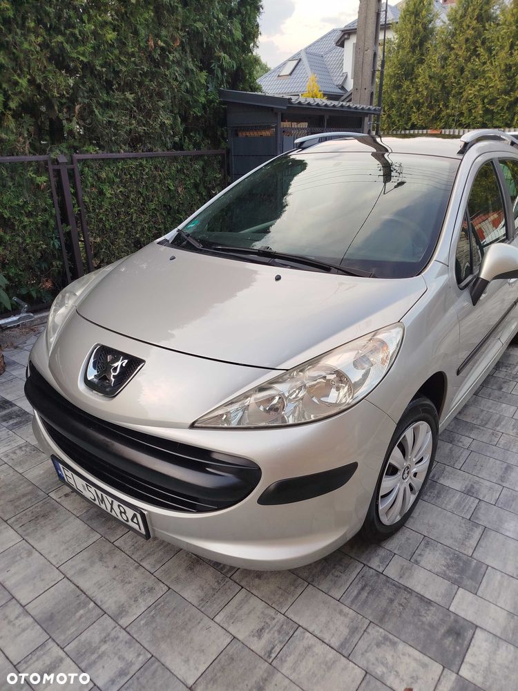 Peugeot 207 - 2