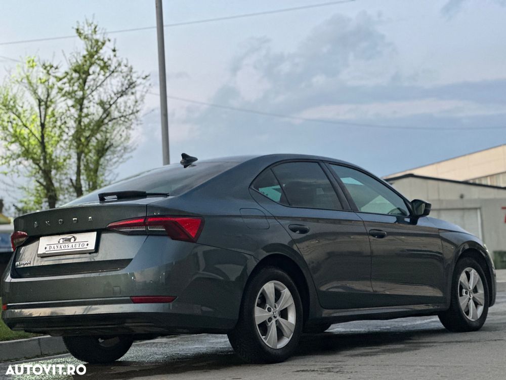 Skoda Octavia - 25