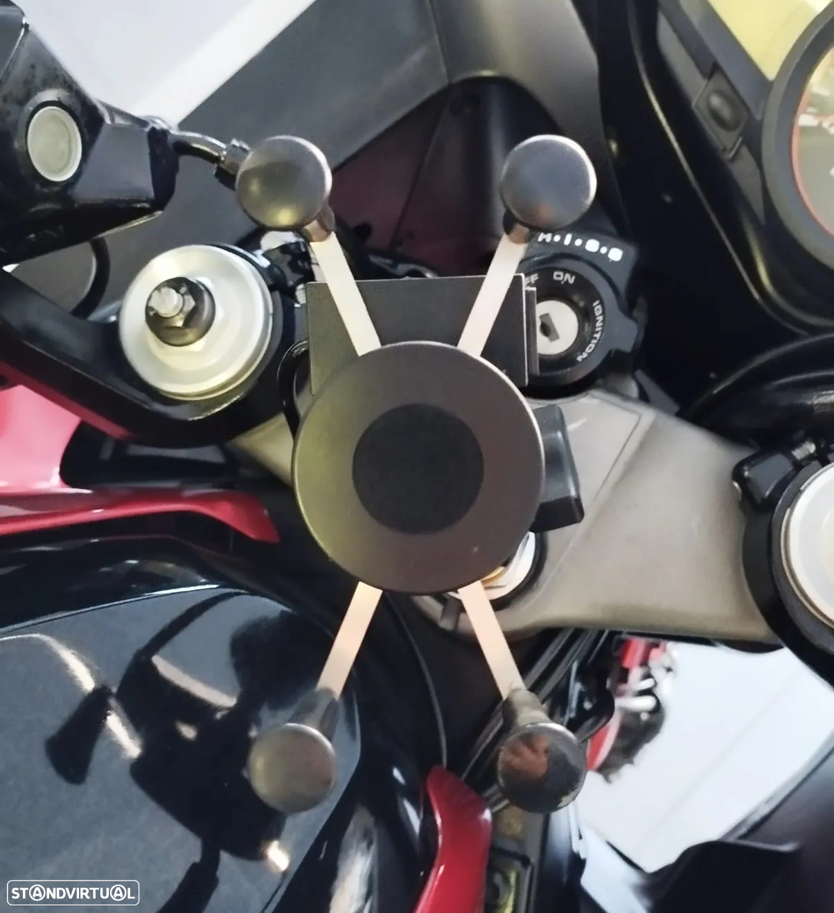 Honda VFR 1200 F - 2