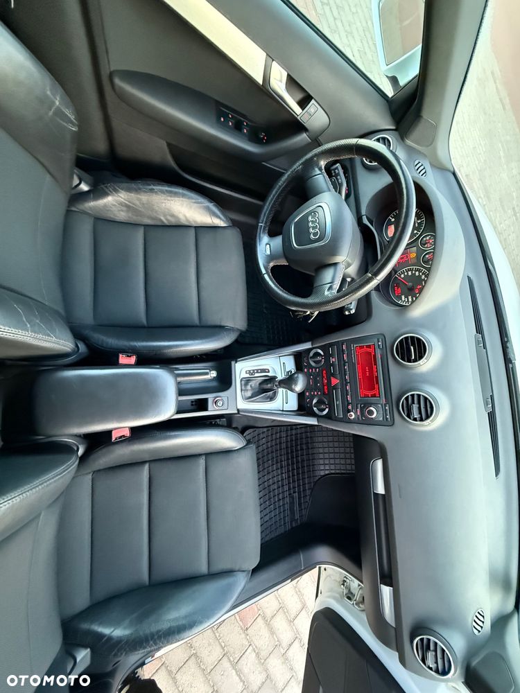 Audi A3 Sportback - 16