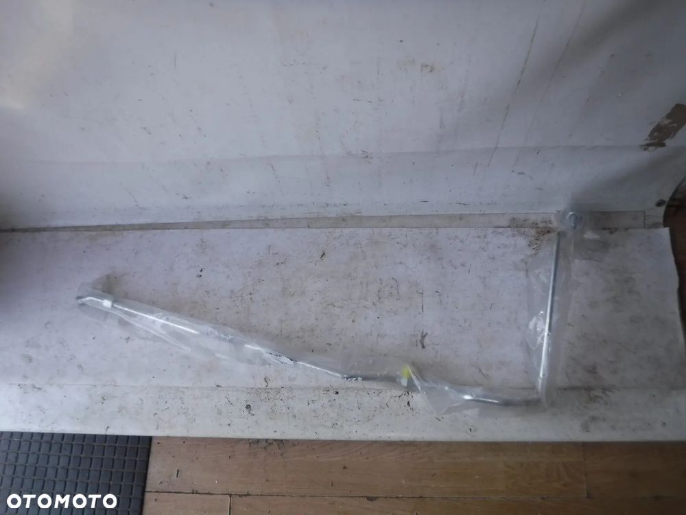 6145R, 6155R, 6155RH, 6175R, 6195R john deere przewód rurka układu kierowniczego wspomagania hydrauliki - 1