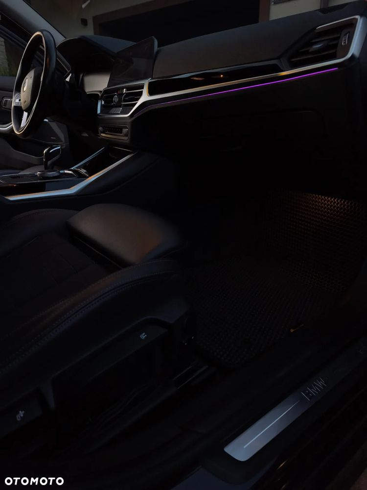 BMW Seria 3 330e Sport Line - 15