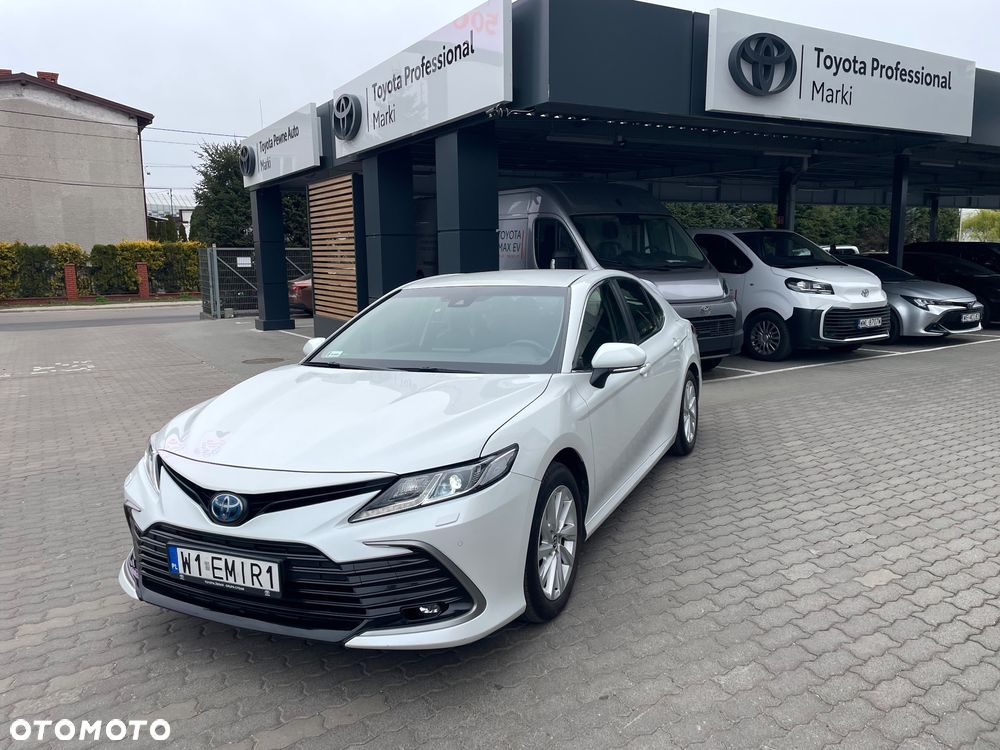 Toyota Camry 2.5 Hybrid Comfort CVT - 1