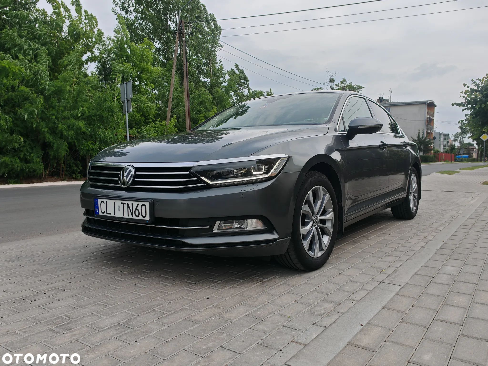 Volkswagen Passat 2.0 TDI BMT Comfortline - 1