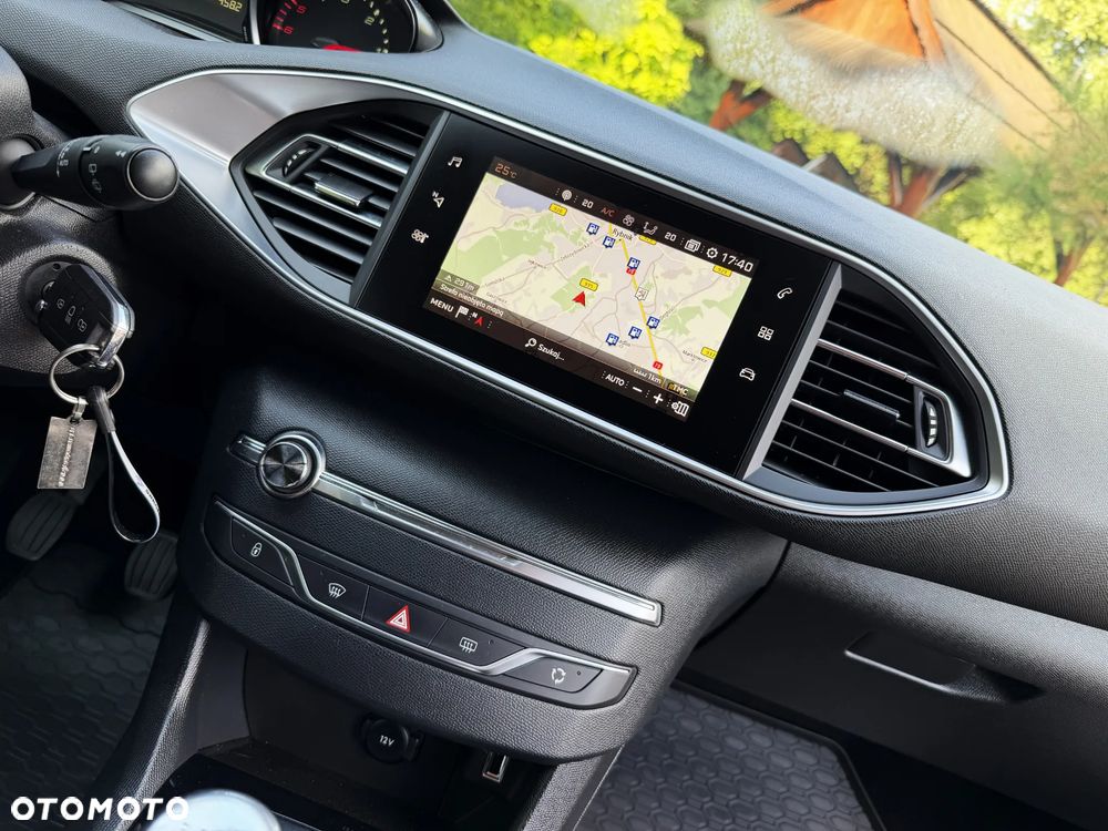 Peugeot 308 BlueHDi 130 Stop & Start Allure - 21