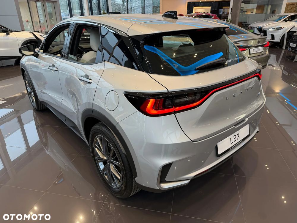 Lexus LBX 1.5 Hybrid Elegant - 4