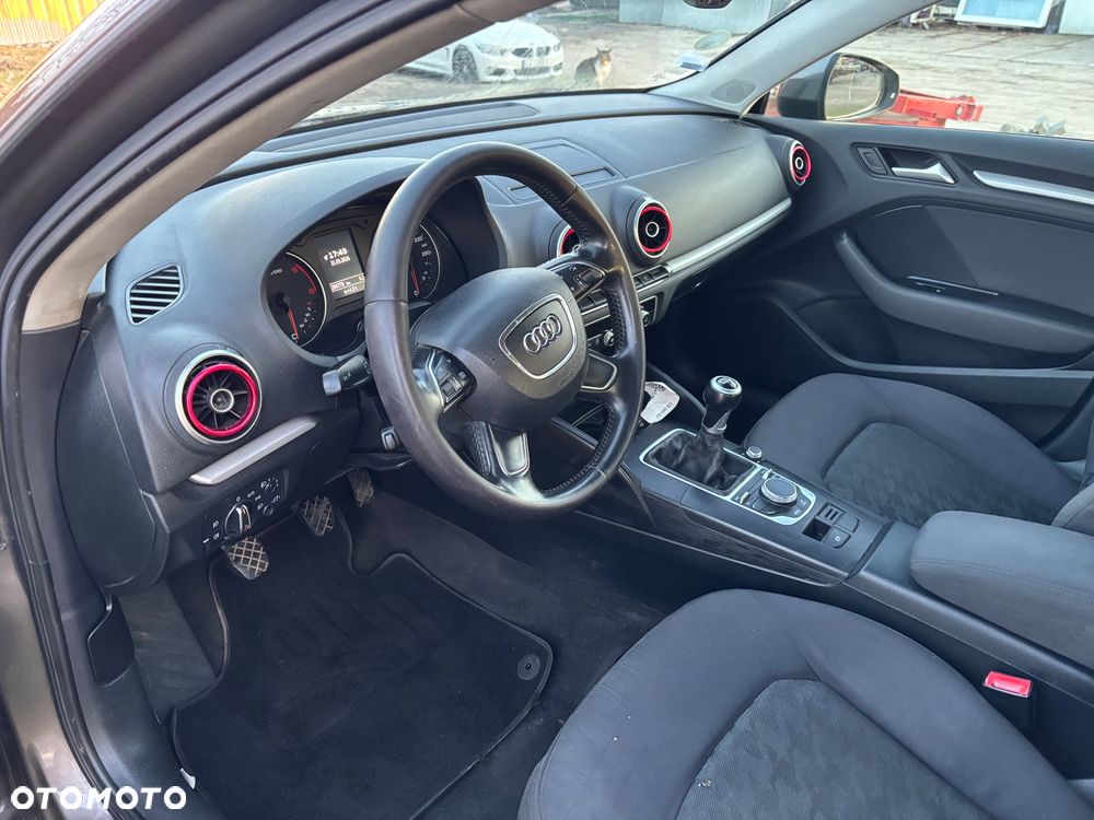 Audi A3 Sportback 1.6 TDI Ambition - 11