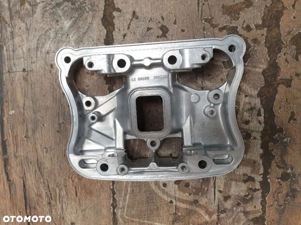 Rocker Box głowicy Harley Davidson Sportster 17579-95C - 3