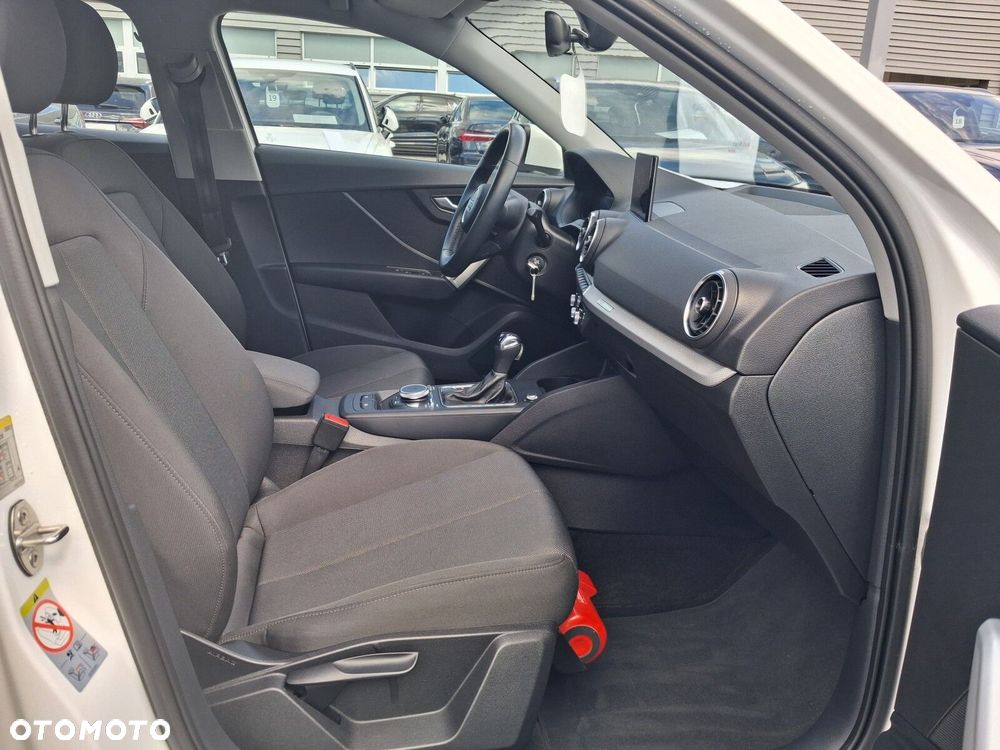 Audi Q2 35 TFSI Advanced S tronic - 14