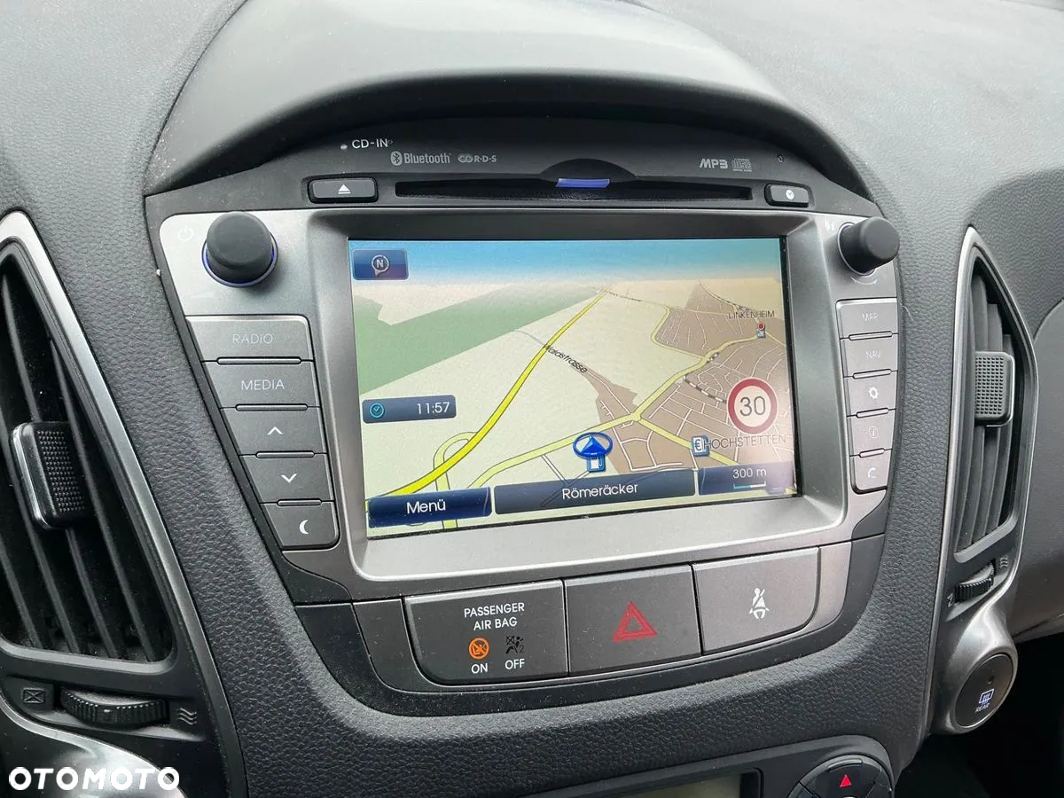 Hyundai ix35 1.6 2WD Fifa World Cup Edition - 5