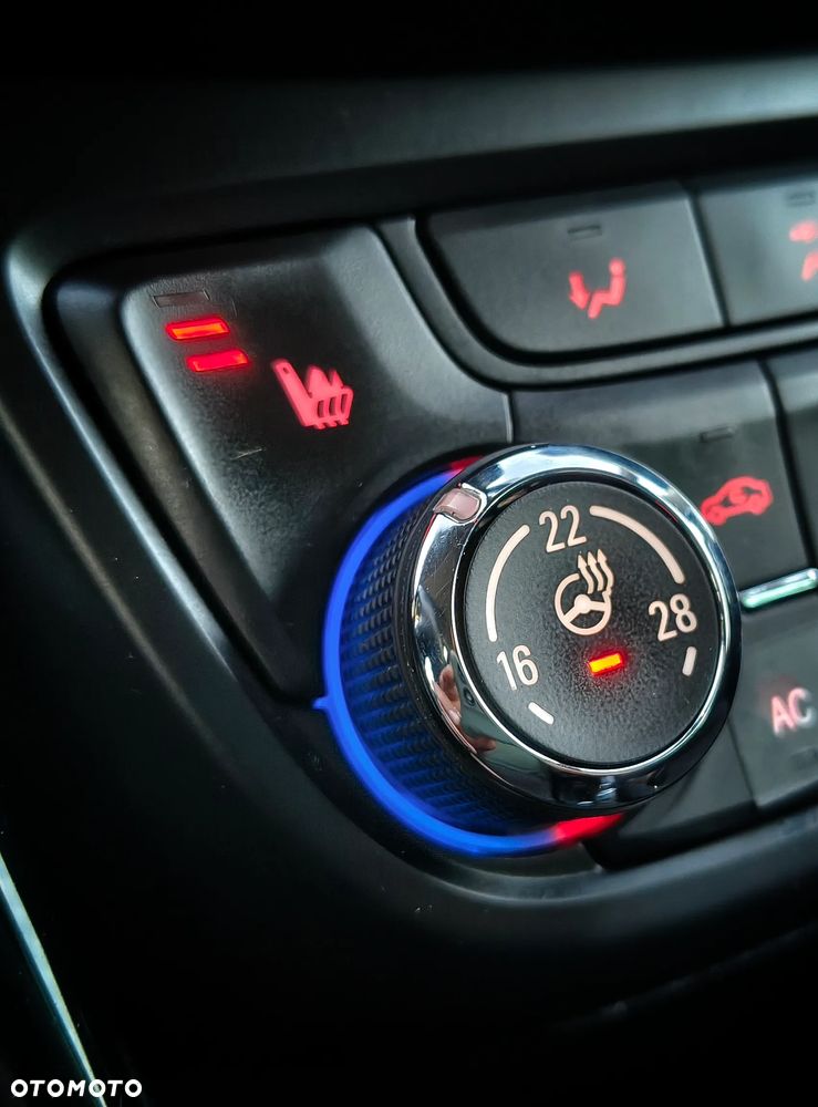 Opel Zafira - 34