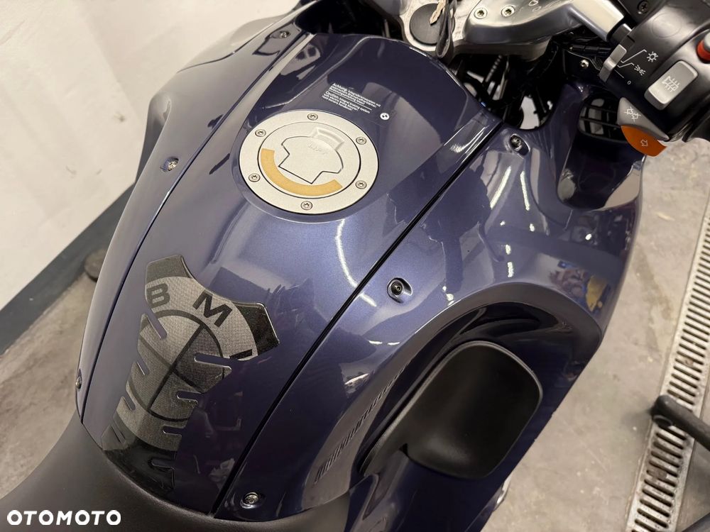 BMW R - 17