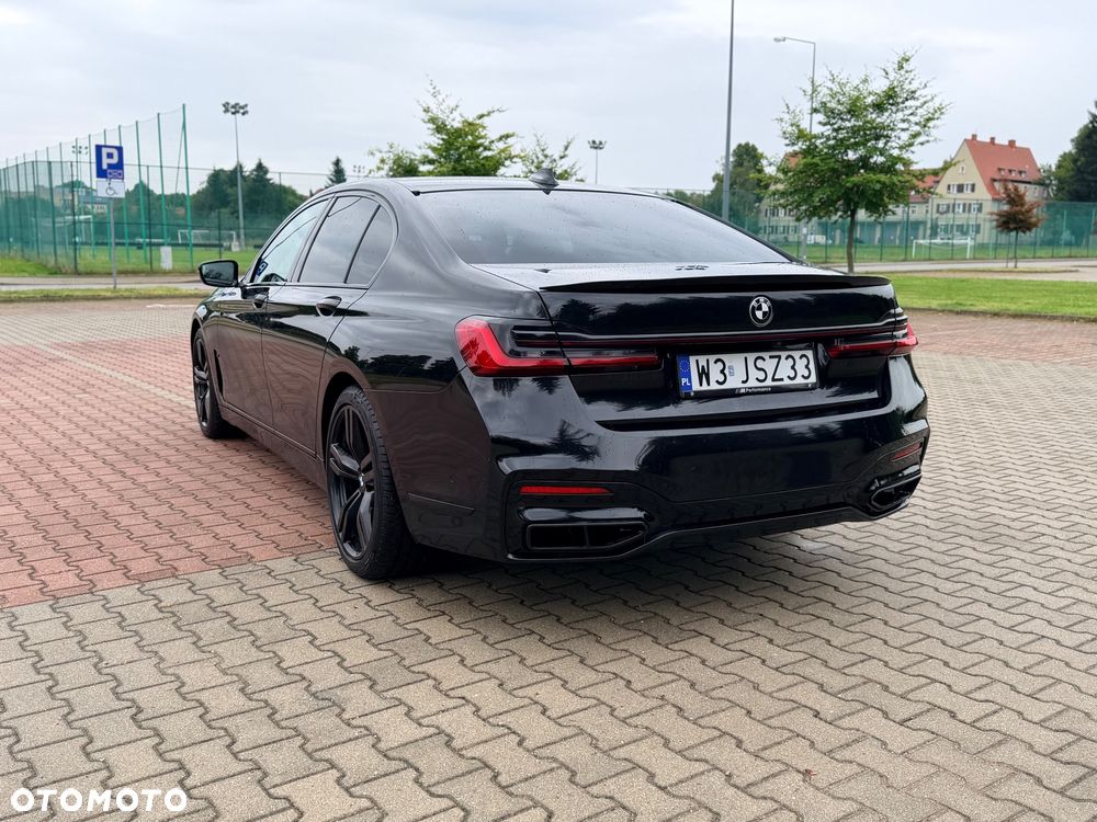 BMW Seria 7 740d xDrive - 16