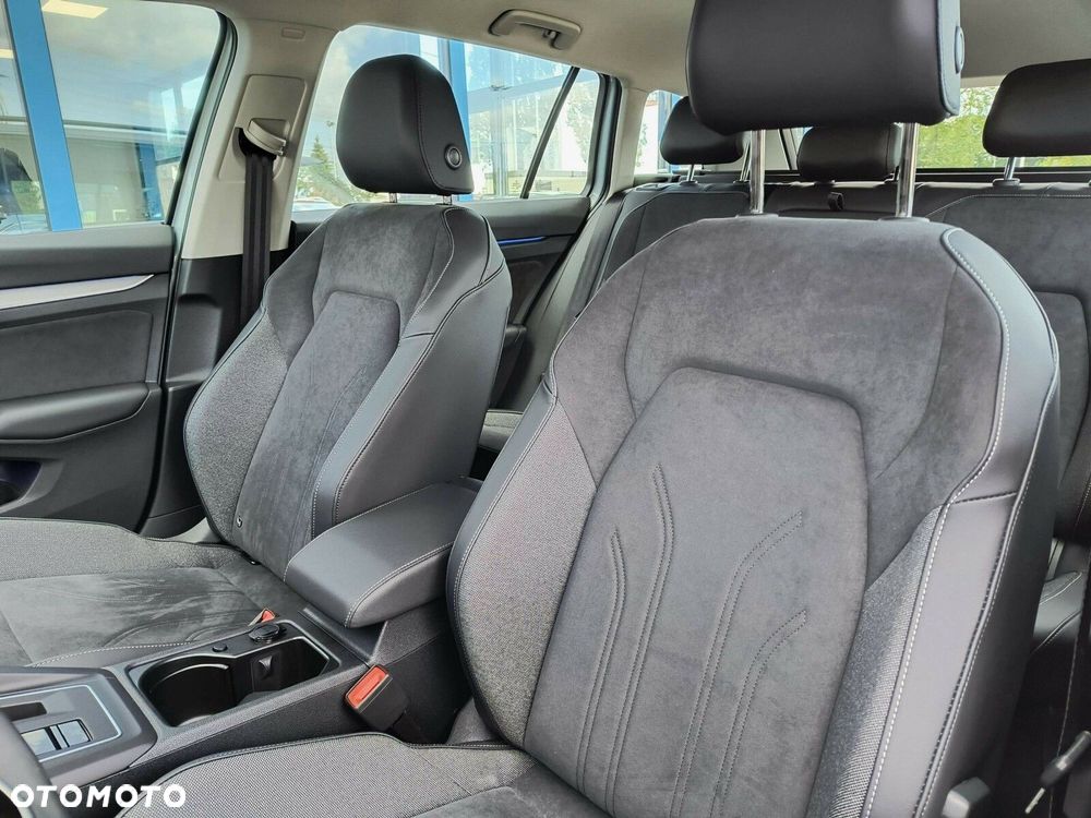 Volkswagen Golf VIII 2.0 TDI Life DSG - 10