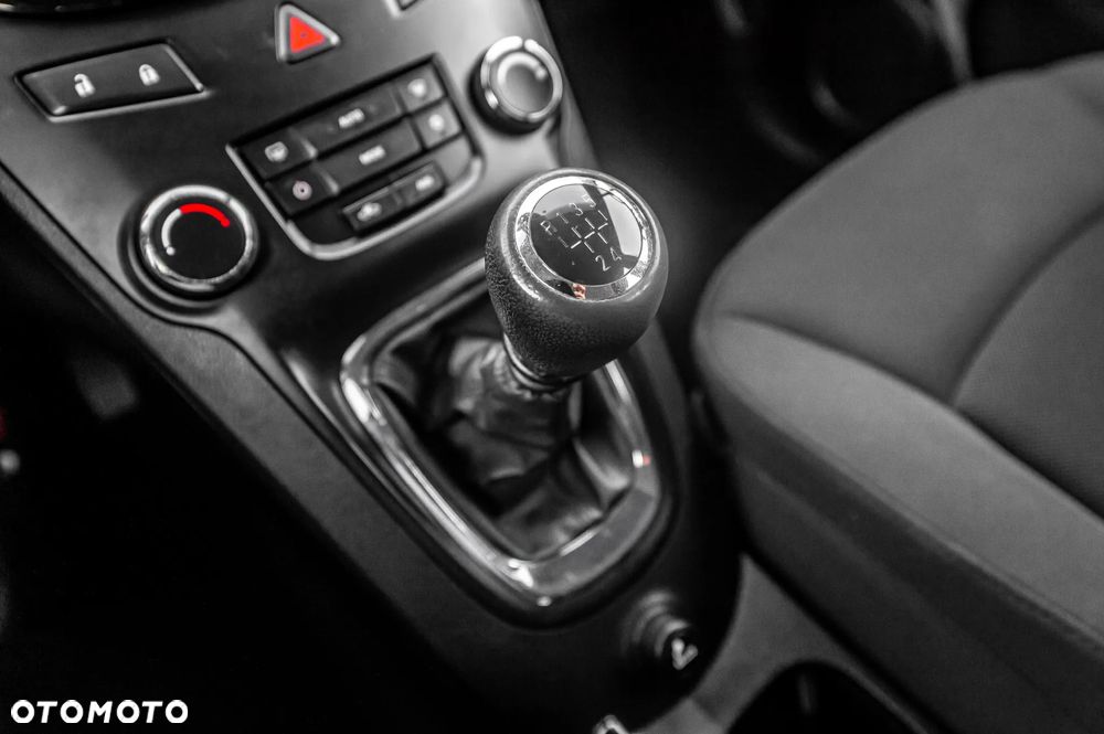 Chevrolet Orlando 1.8 LT+ - 31