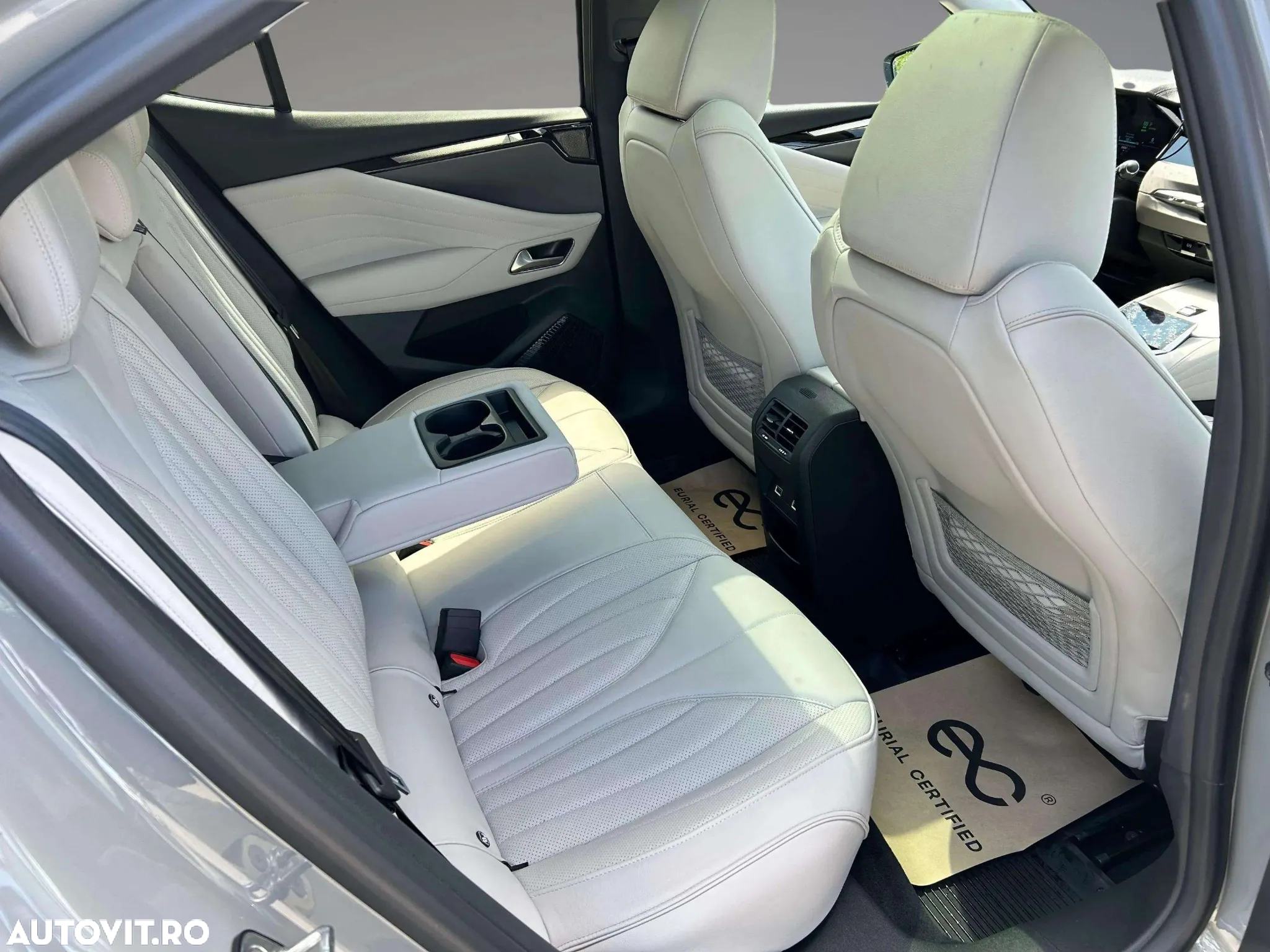 DS Automobiles DS 4 DS4 1.6 PHeV FWD 225 EAT8 ESPRIT DE VOYAGE - 10