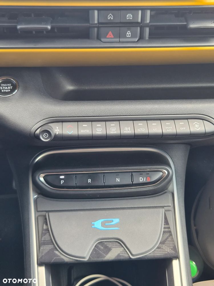 Jeep Avenger 54kWh Summit - 34