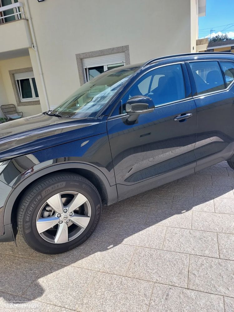 Volvo XC 40 1.5 T2 Essential Auto - 5