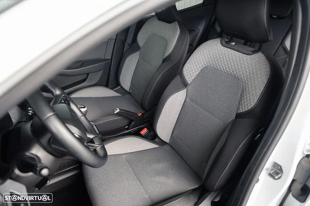 Renault Clio 1.0 TCe Evolution - 52