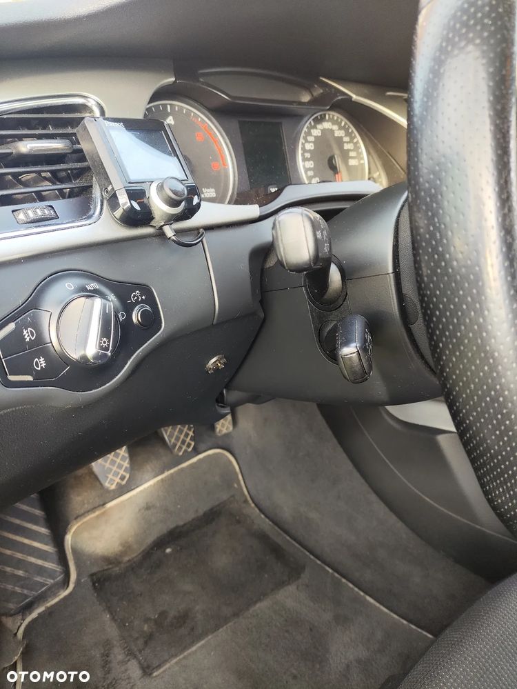 Audi A4 Avant 2.0 TDI DPF S line Sportpaket - 13