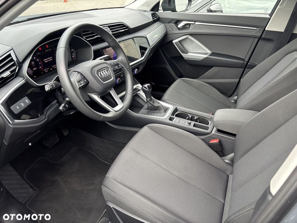 Audi Q3 35 TFSI mHEV Advanced S tronic - 27