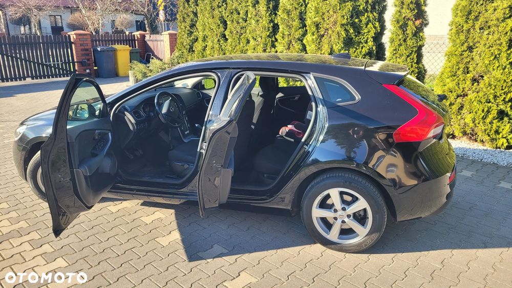 Volvo V40 D2 Momentum - 6