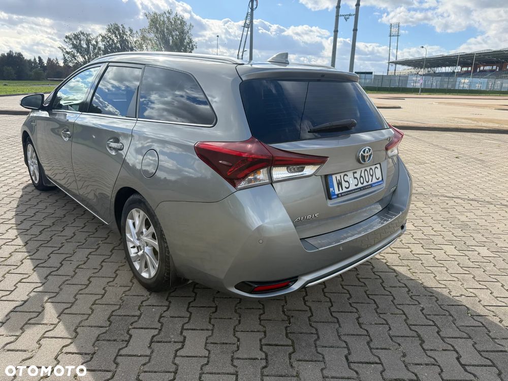 Toyota Auris - 15
