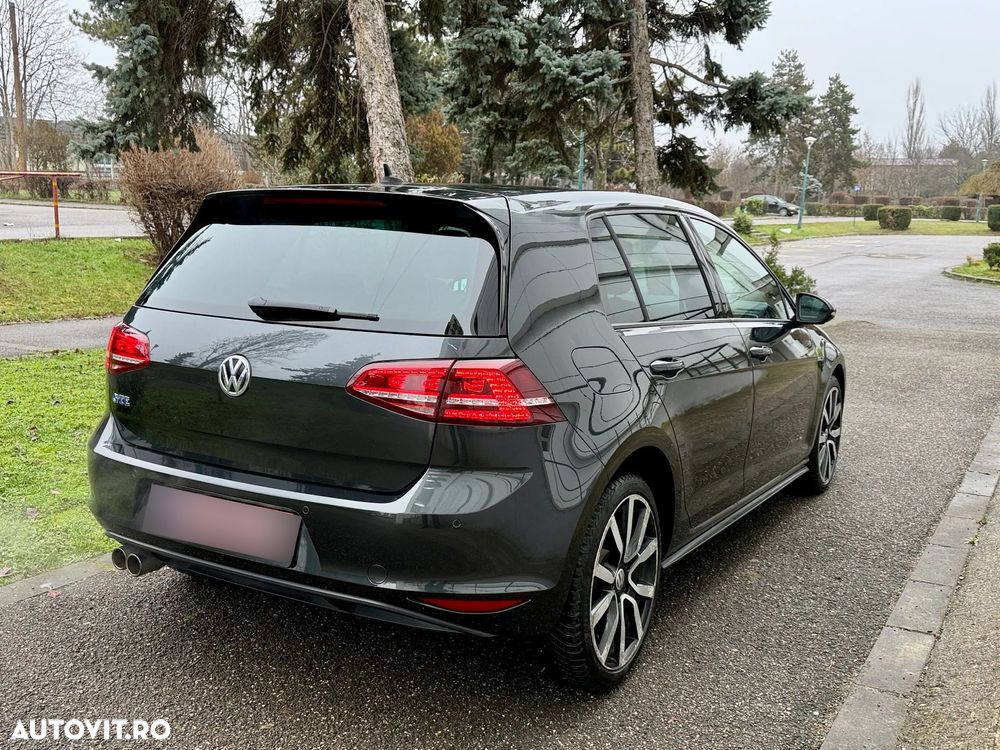 Volkswagen Golf 1.4 GTE Plug-In-Hybrid DSG - 3