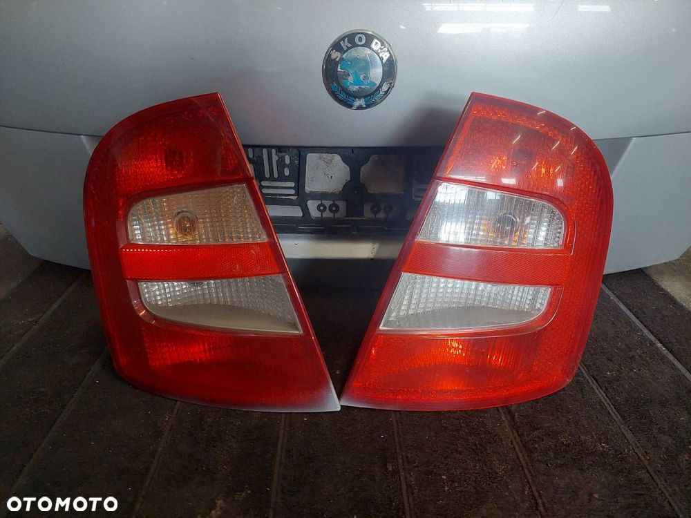 KLAPA BAGAŻNIKA + LAMPY SKODA FABIA I HB 5D 9102 - 3