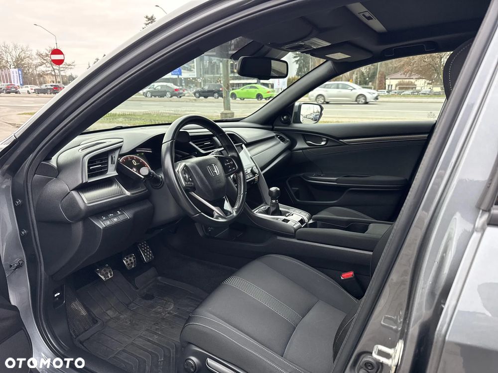 Honda Civic 1.5 T Sport Plus - 9