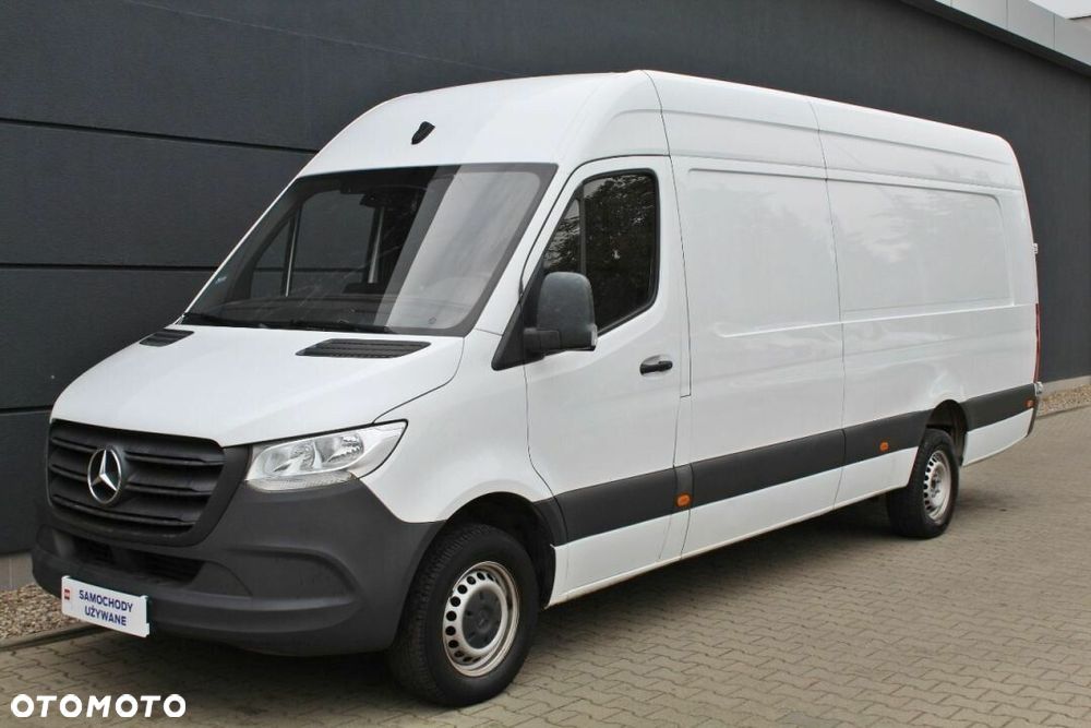 Mercedes-Benz Sprinter - 4