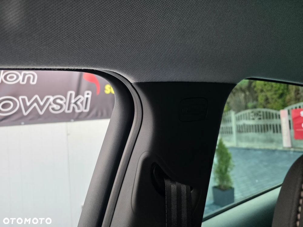 Opel Crossland X - 24