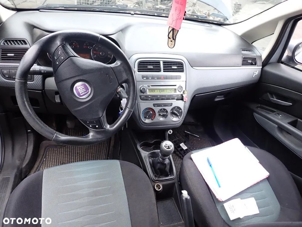 CZĘŚCI - Fiat Grande Punto 1,2 48kW 65KM 199A4000 FILM HB 5D 2009r. INDEX - 9676 - 8