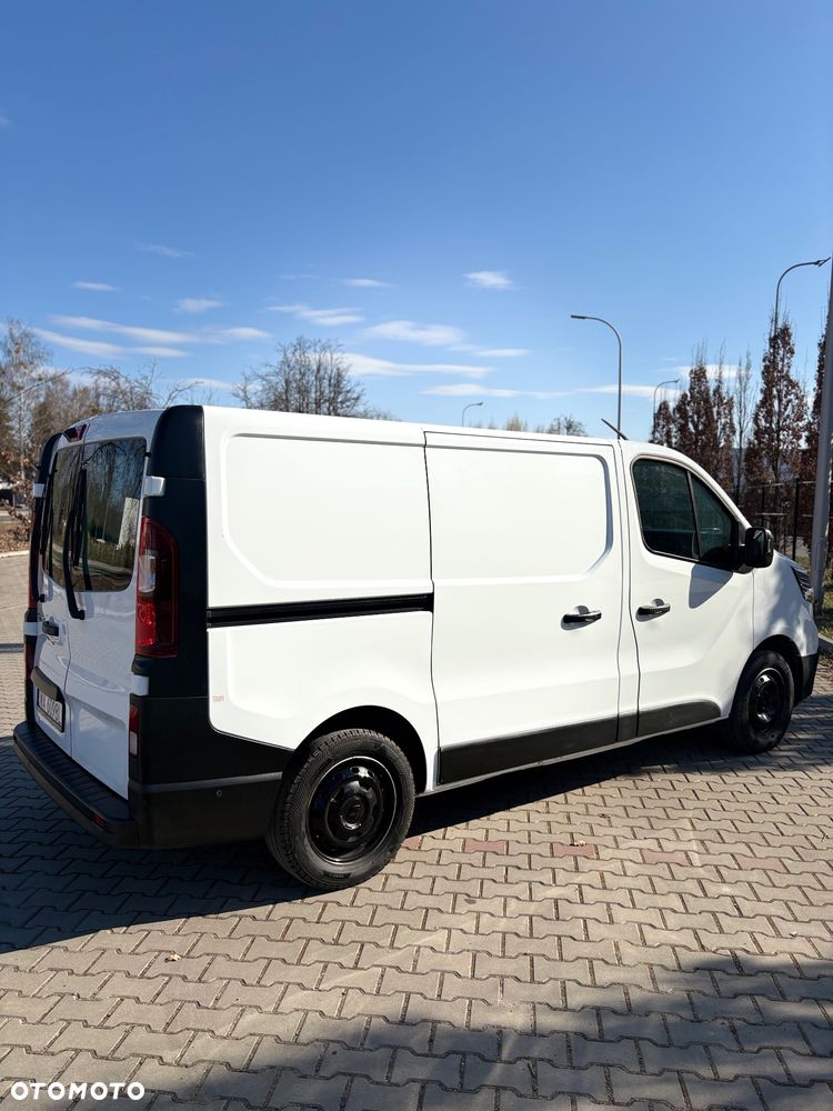 Renault Trafic - 18