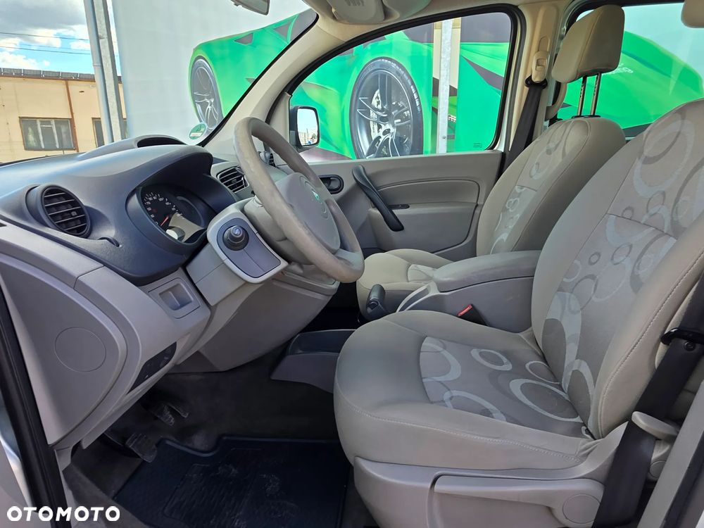 Renault Kangoo 1.6 16V Helios - 11