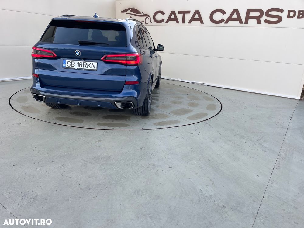 BMW X5 M M50d - 12