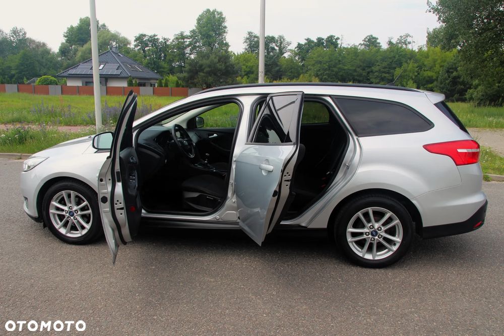 Ford Focus 1.6 TDCi DPF Start-Stopp-System Business - 19