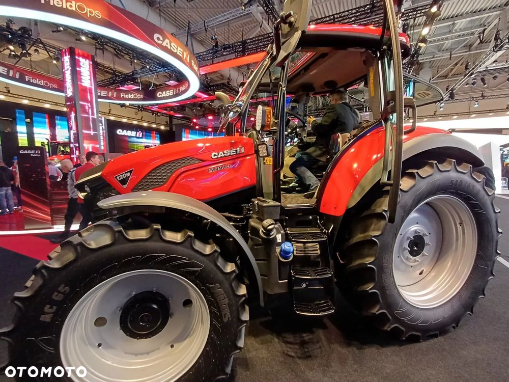 Case IH Farmall M 110 - 7