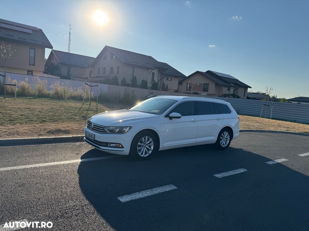 Volkswagen Passat 1.6 TDI SCR DSG - 2