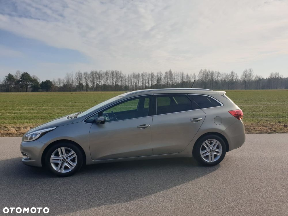 Kia Ceed Cee'd 1.6 GDI Business Line - 9