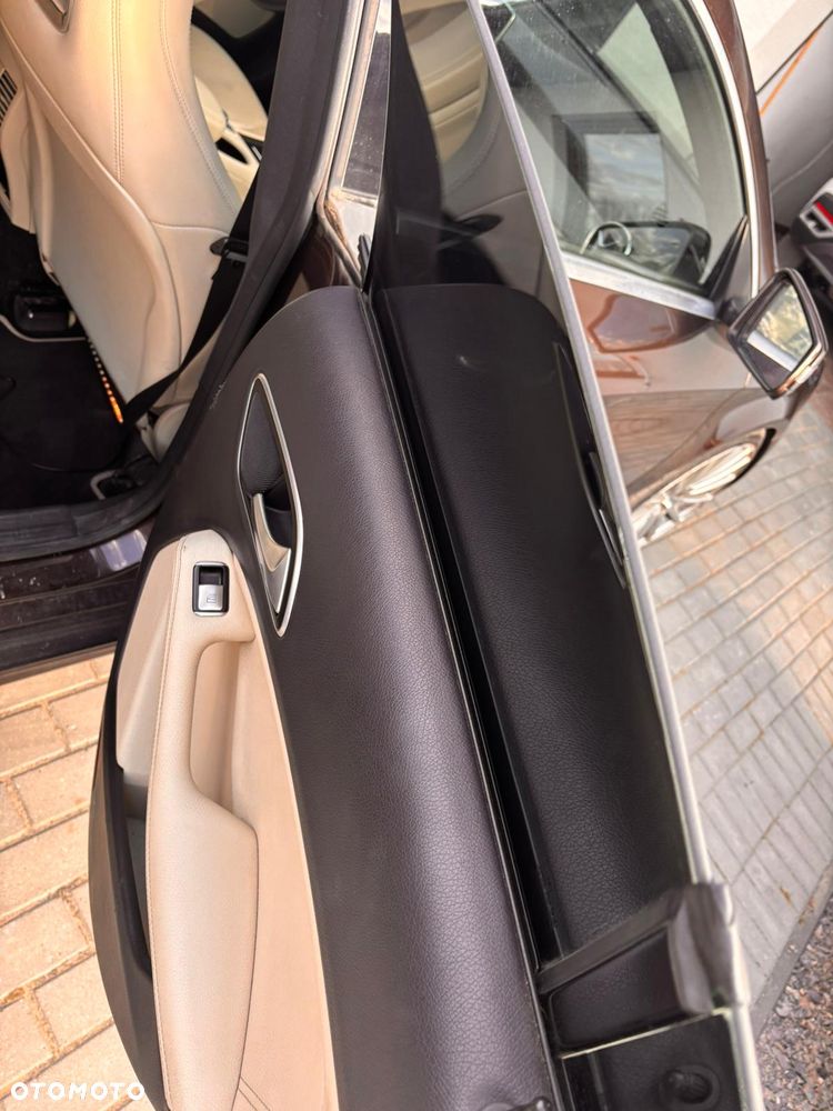 Mercedes-Benz CLA 250 4Matic 7G-DCT Sport - 13