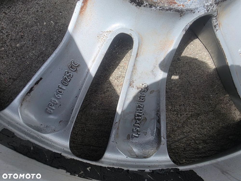 FELGA ALUMINIOWA AUDI A3 A4 A6 VW SKODA 7.5J R17 ET56 8P0601025CC S28/26 - 9