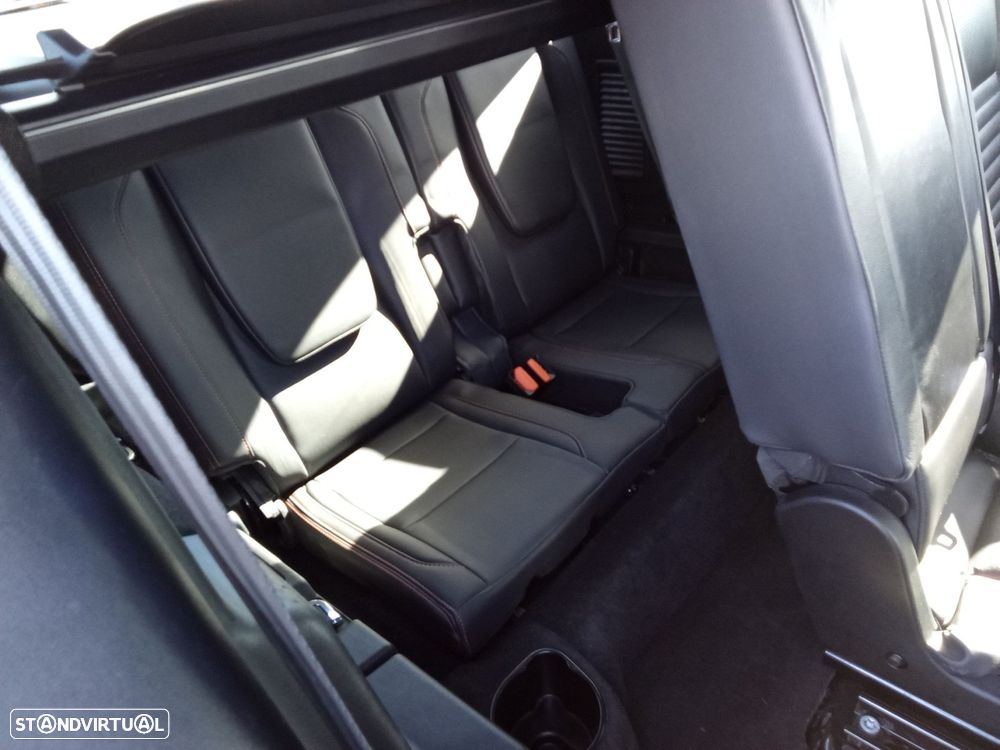Land Rover Discovery Sport 2.0 D165 R-Dynamic - 28