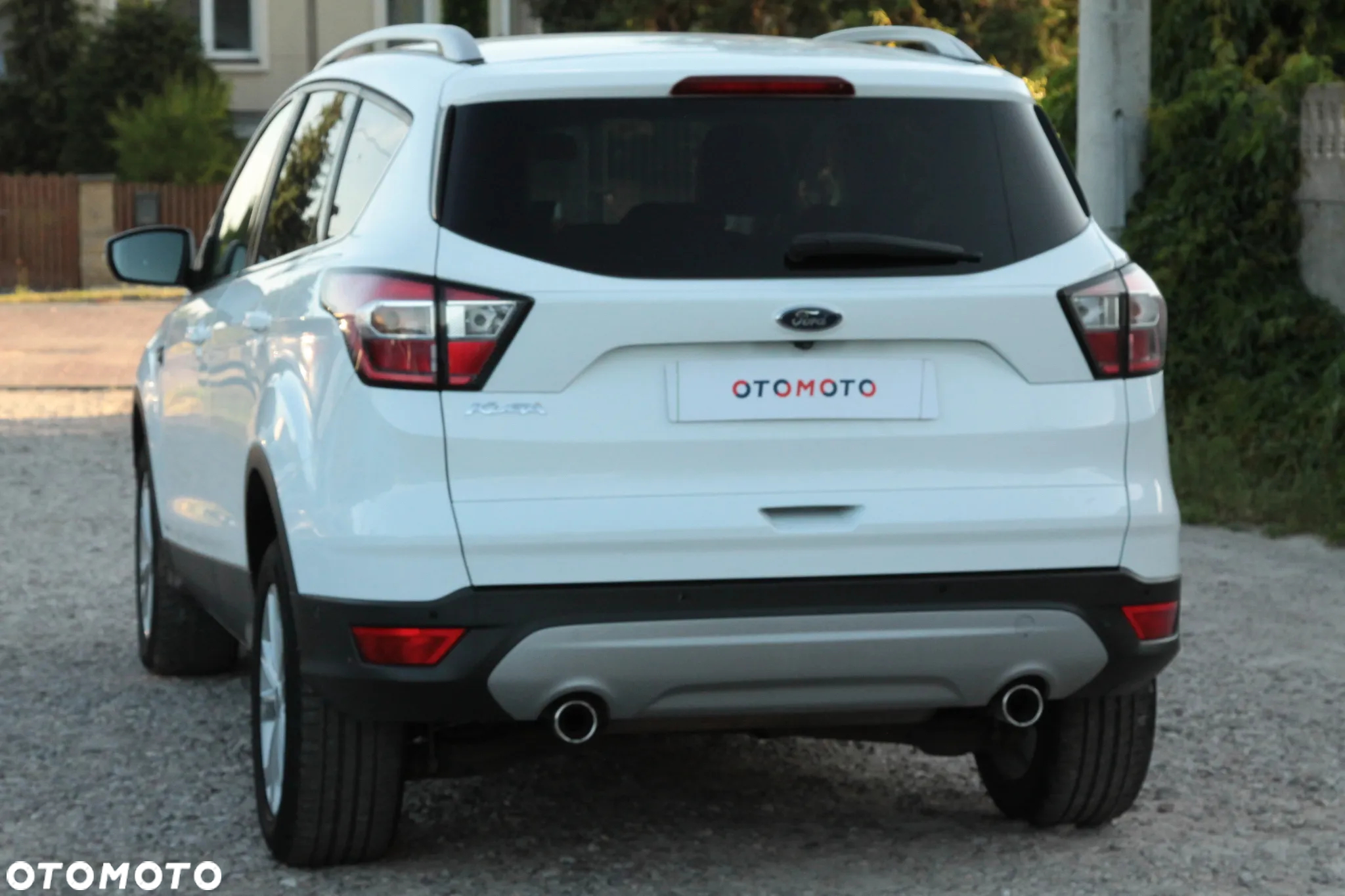 Ford Kuga 2.0 TDCi 2x4 ST-Line - 11