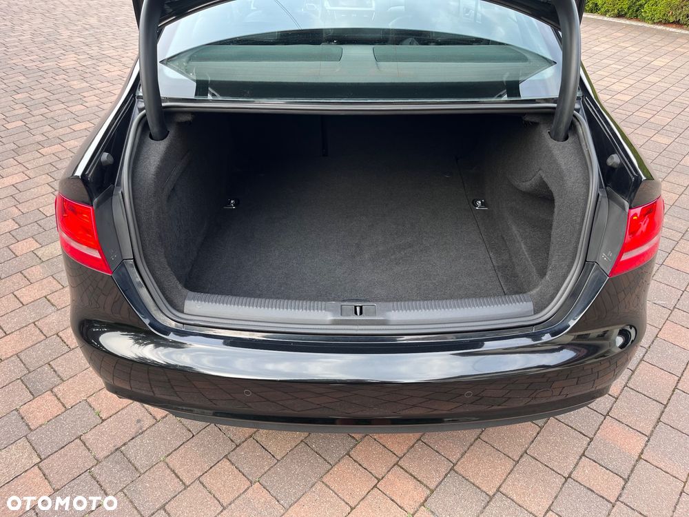 Audi A4 Limousine 2.0 TDI DPF S line Sportpaket - 34