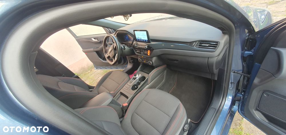 Ford Kuga 2.5 FHEV FWD ST-Line - 28