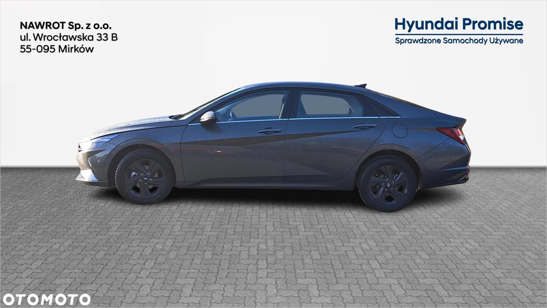 Hyundai Elantra - 2