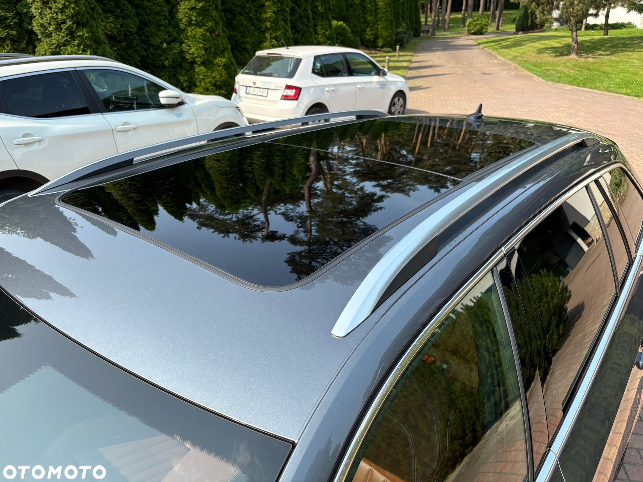 Skoda Superb 2.0 TDI SCR 4x4 L&K DSG - 3