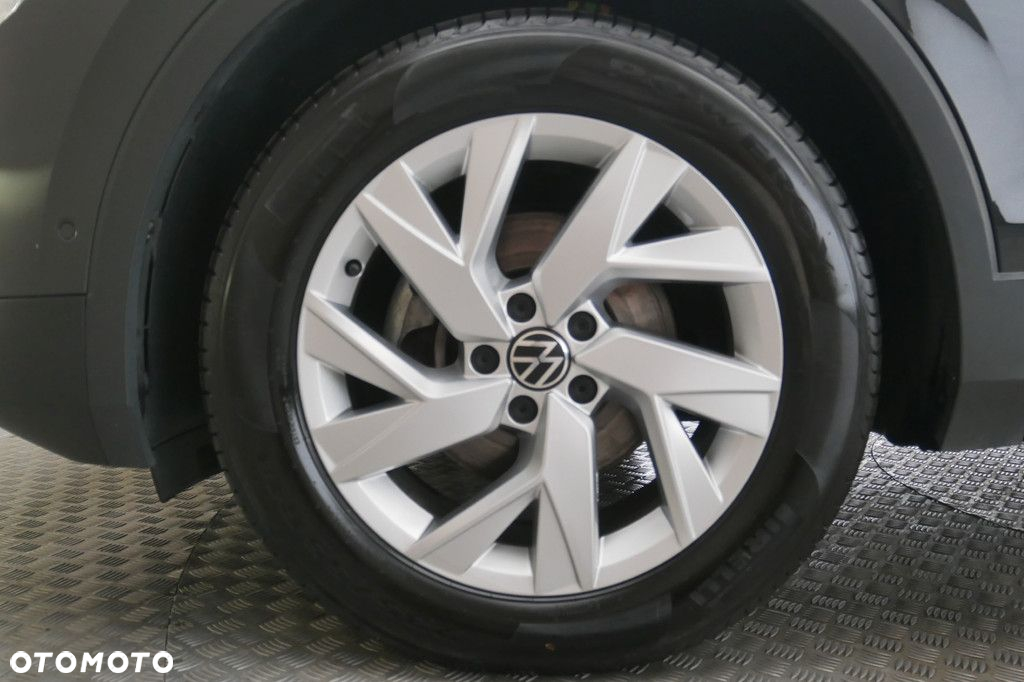 Volkswagen Tiguan - 14