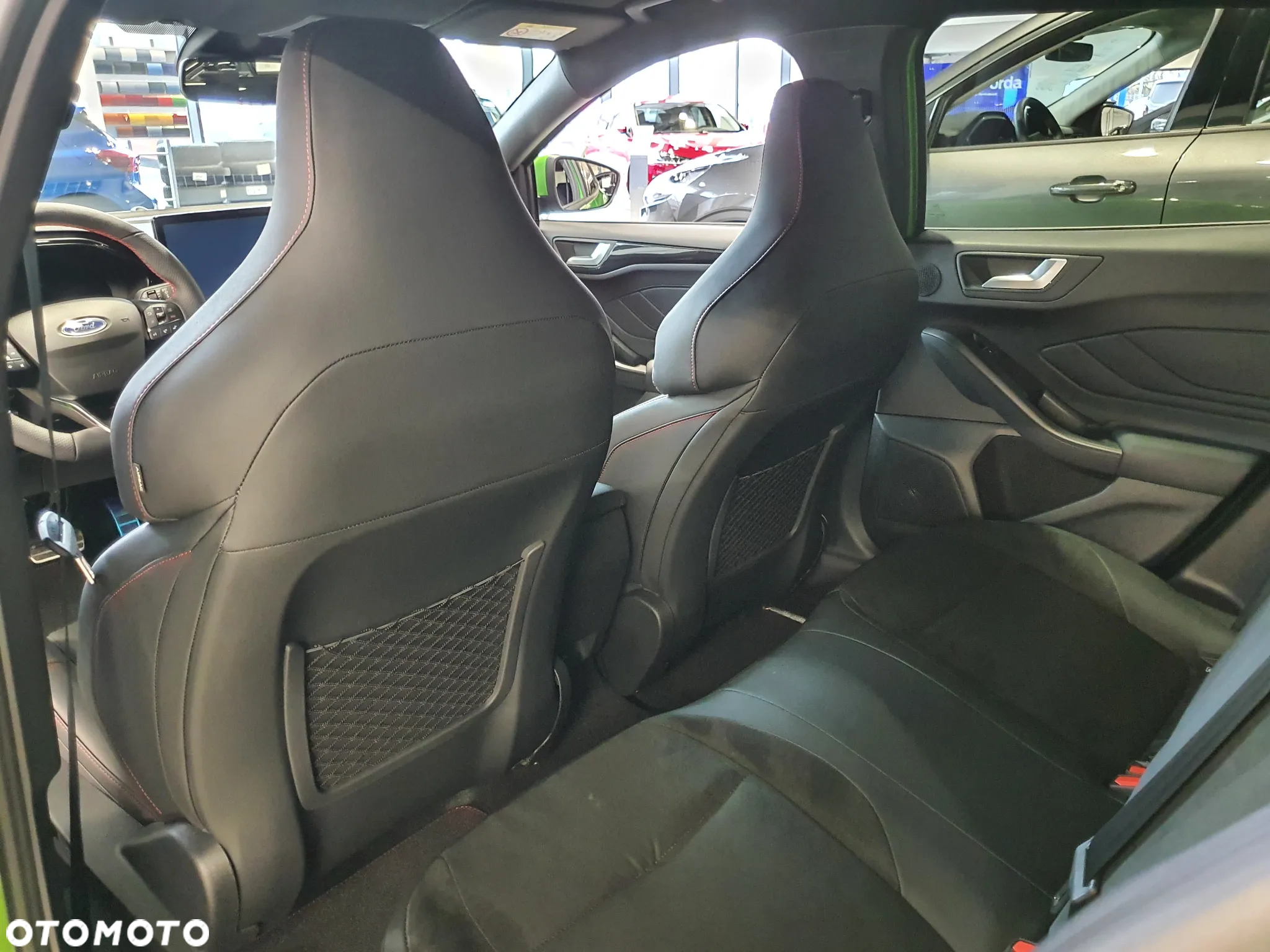 Ford Focus 2.3 EcoBoost ST X - 22